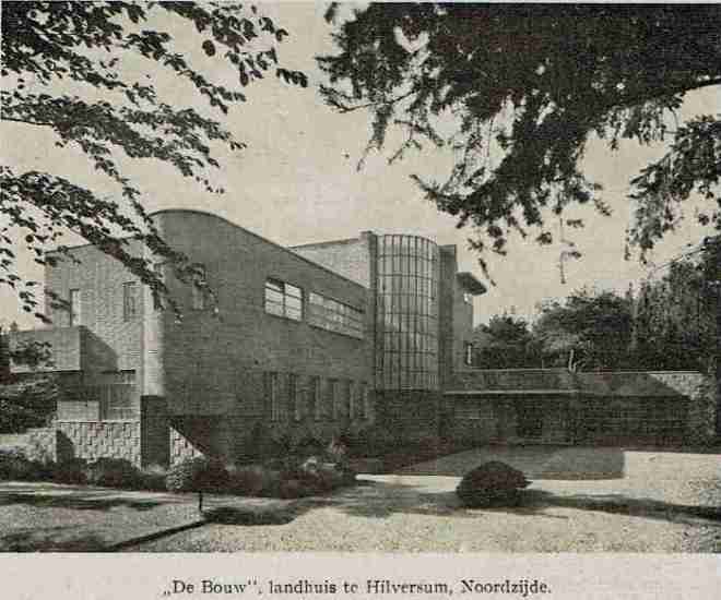 Villa 'De Bouw' te Hilversum, architect Wijdeveld i.o.v. familie Wertheim Aijmes - Rode